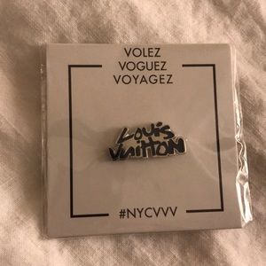 NWT Auth Louis Vuitton special edition pin